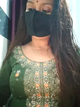 Snapshot of Aishwaryaa_69 chatting on March 2025 08:38:02 AM Aishwaryaa 69 online show from March 2025 08:38:02 AM