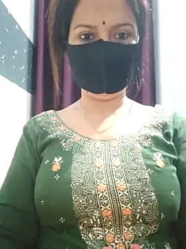 Snapshot of Aishwaryaa_69 chatting on March 2025 03:22:01 AM Aishwaryaa 69 online show from March 2025 03:22:01 AM