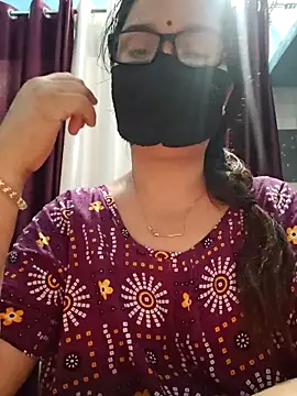 Snapshot of Aishwaryaa_69 chatting on September 2025 02:56:02 AM Aishwaryaa 69 online show from September 2025 02:56:02 AM