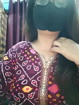 Snapshot of Aishwaryaa_69 chatting on September 2025 02:45:01 AM Aishwaryaa 69 online show from September 2025 02:45:01 AM