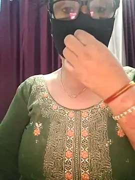 Aishwaryaa 69 online show from September 2025 10:52:02 AM