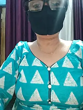 Aishwaryaa 69 online show from October 2025 03:54:01 PM