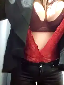 Snapshot of Kitty_Doll69 chatting on February 2025 09:15:01 AM Kitty Doll69 online show from February 2025 09:15:01 AM