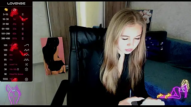  NigoNika online show from February 2025 11:43:02 AM