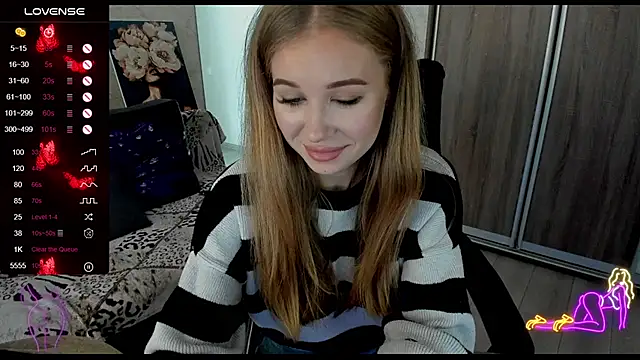  NigoNika online show from October 2025 11:52:02 AM