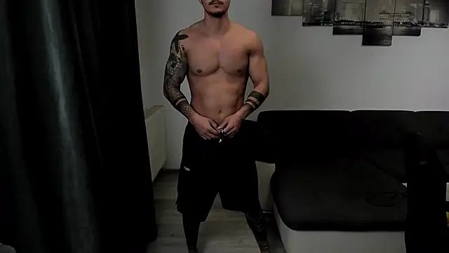 Richarddarell1 online show from September 2025 04:35:02 AM