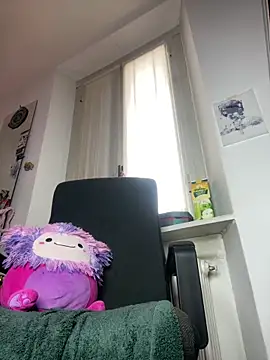 giuli zerozero online show from February 2025 02:02:01 PM