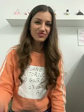 Lanaa19 online show from March 2025 02:57:01 PM