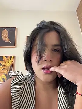 bonniekim  online show from September 2025 04:19:02 PM