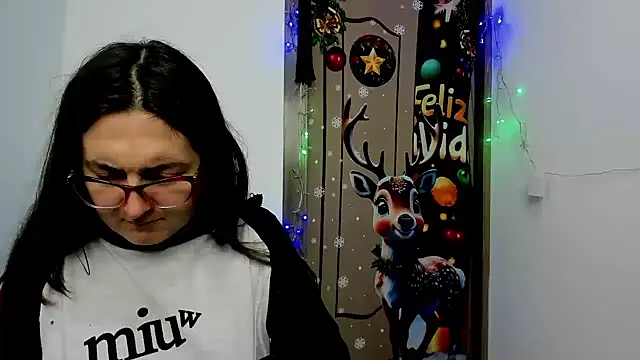 Sweet-Suck69 online show from December 2024 07:44:01 AM