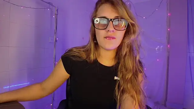 Giia paiige18 online show from January 2026 11:19:01 PM