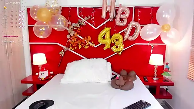 Snapshot of BrunaaBullock1 chatting on December 2024 08:40:02 PM BrunaaBullock1 online show from December 2024 08:40:02 PM