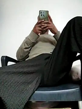 Snapshot of BlackBbC27 chatting on May 2026 09:03:01 AM BlackBbC27 online show from May 2026 09:03:01 AM