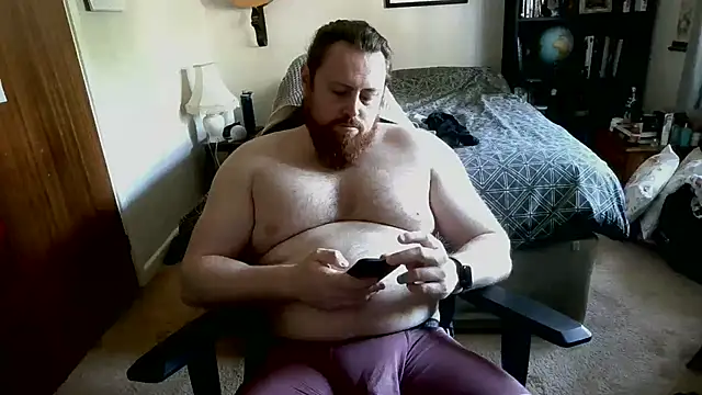 Snapshot of Hairy_Guy30 chatting on May 2026 05:17:02 PM Hairy Guy30 online show from May 2026 05:17:02 PM