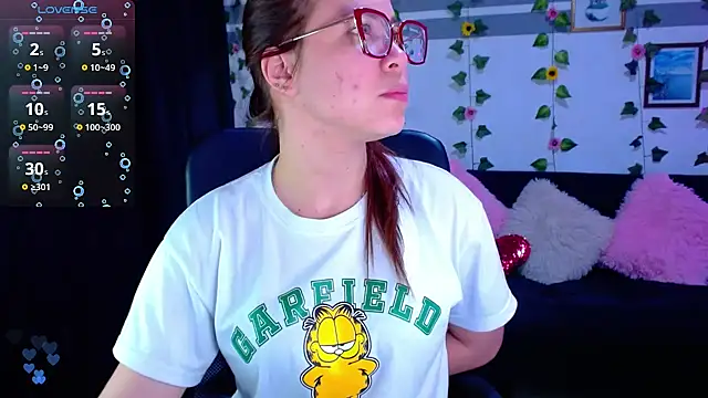 SharonR1 online show from November 2025 02:50:01 AM