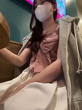 Lami Mi online show from January 2025 01:00:02 PM