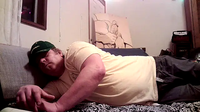 Snapshot of Mic_Oxinner chatting on December 2024 01:58:01 PM Mic Oxinner online show from December 2024 01:58:01 PM