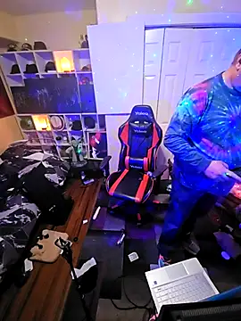 Snapshot of Mic_Oxinner chatting on September 2025 09:33:01 AM Mic Oxinner online show from September 2025 09:33:01 AM