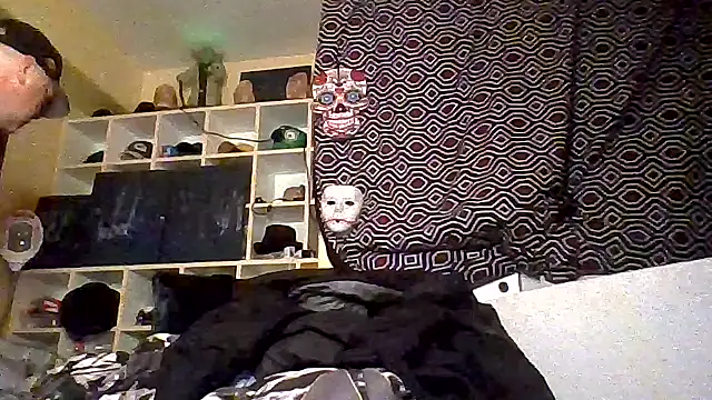 Snapshot of Mic_Oxinner chatting on October 2025 10:34:02 AM Mic Oxinner online show from October 2025 10:34:02 AM