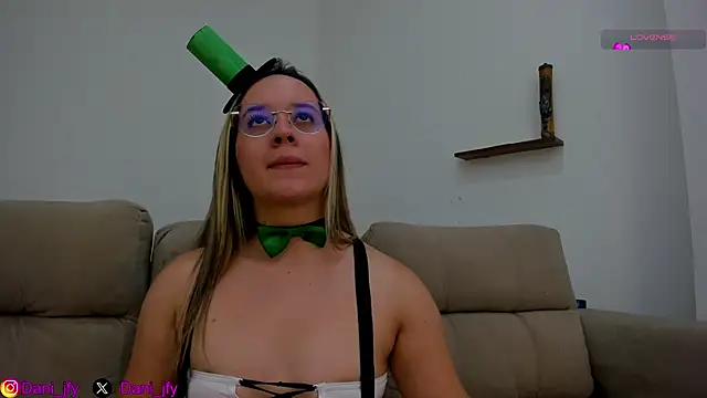 Dani javi online show from March 2026 10:24:02 PM