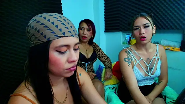 dannamomcerrat online show from January 2025 12:25:02 AM