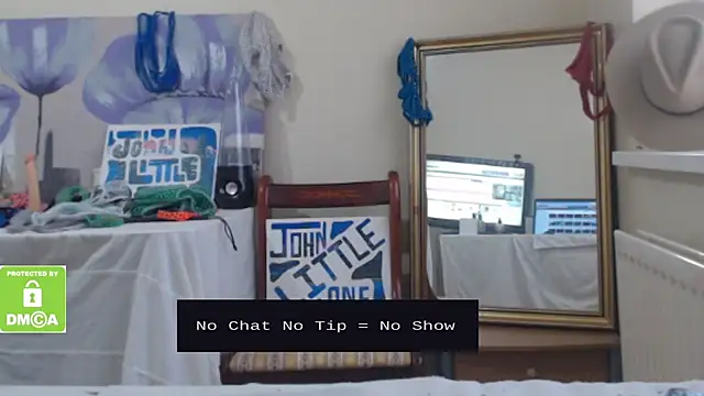 Snapshot of john_little_one1 chatting on March 2025 06:32:01 PM john little one1 online show from March 2025 06:32:01 PM
