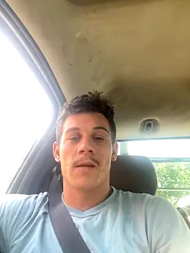 pablo200105 online show from September 2025 09:36:01 PM