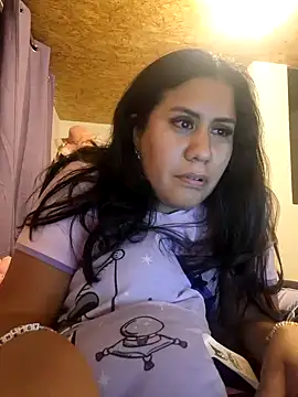 Snapshot of KasiaVenus_ chatting on December 2024 04:45:01 AM KasiaVenus online show from December 2024 04:45:01 AM