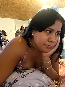 Snapshot of KasiaVenus_ chatting on January 2025 11:03:02 PM KasiaVenus online show from January 2025 11:03:02 PM