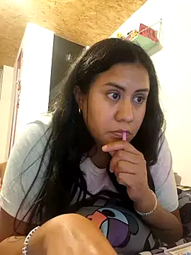 Snapshot of KasiaVenus_ chatting on January 2025 03:04:02 AM KasiaVenus online show from January 2025 03:04:02 AM