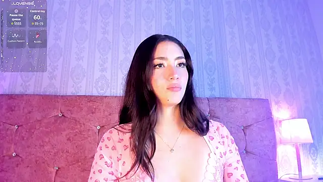 Snapshot of lunar_leen chatting on October 2025 07:12:01 PM lunar leen online show from October 2025 07:12:01 PM