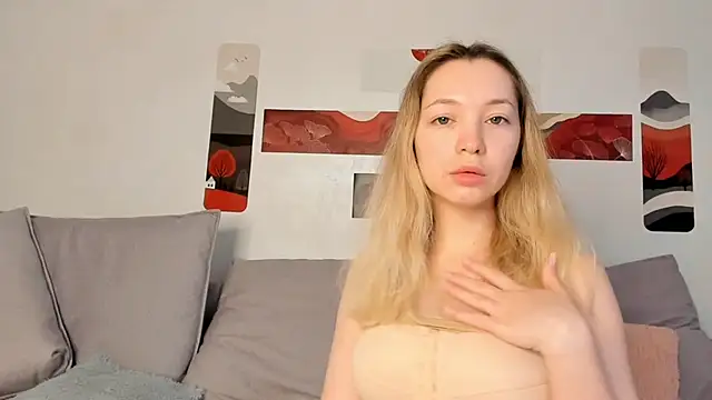 MiaThaine online show from June 2026 03:08:02 AM