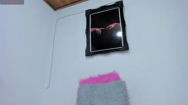 liz 25b online show from November 2025 03:18:02 AM