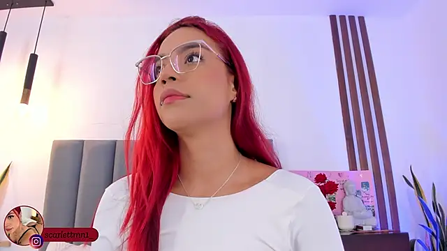 Scarlett Morgan  online show from September 2025 06:23:02 PM