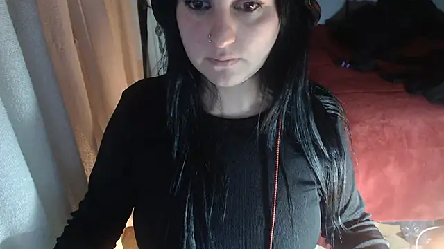 Snapshot of lady_rolinga chatting on June 2026 12:59:02 AM lady rolinga online show from June 2026 12:59:02 AM
