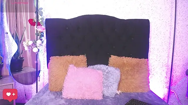 alicee laurent online show from October 2025 03:50:02 AM