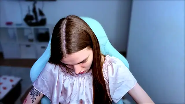 StellaLawless online show from November 2025 07:32:01 AM