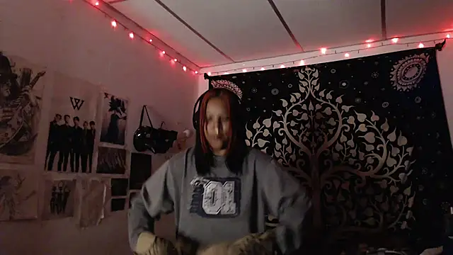 Kimber 666 online show from February 2025 11:46:02 PM