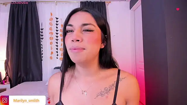 MarilynSmIith online show from October 2025 12:16:01 PM