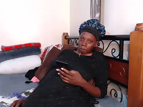 Sweet Bear online show from February 2025 07:56:01 AM