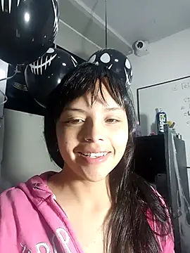 Bayla-hot online show from October 2025 11:22:01 AM