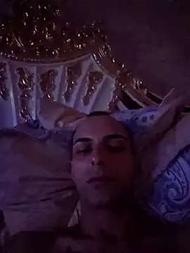 denisxlRo online show from March 2025 10:39:02 AM