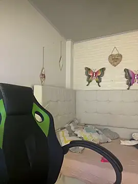 abbymnd online show from December 2024 04:20:01 PM