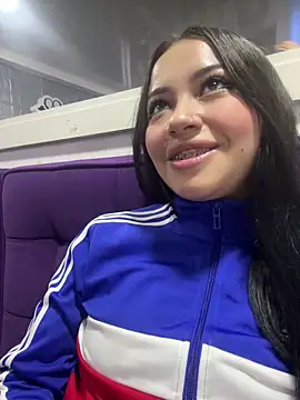 abbymnd online show from December 2024 01:29:01 PM