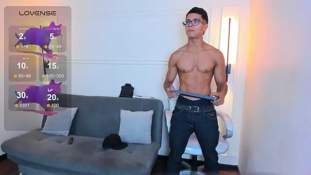 Paradise boy s online show from December 2025 04:35:02 PM