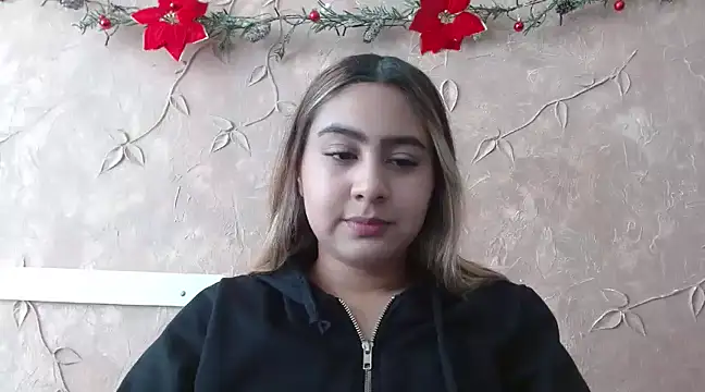Snapshot of Miabonnett_ chatting on December 2024 02:00:02 PM Miabonnett online show from December 2024 02:00:02 PM