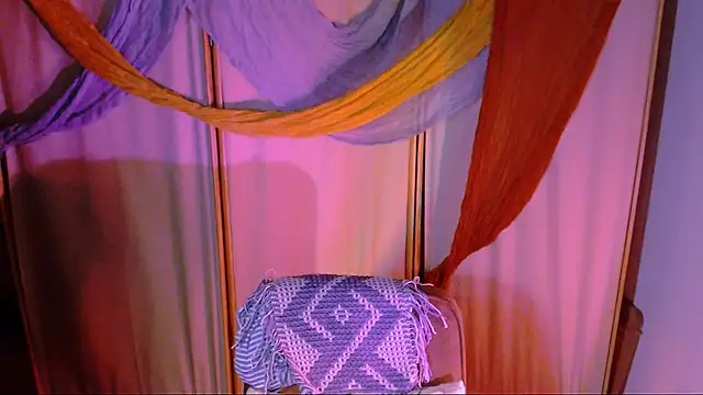 Malinax online show from November 2025 10:41:02 PM