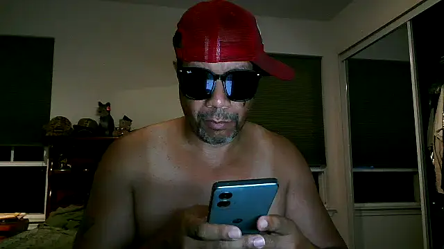 Snapshot of pimpdaddy4ever chatting on June 2026 02:05:02 AM pimpdaddy4ever online show from June 2026 02:05:02 AM