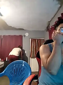 Carandrew online show from November 2025 03:53:02 AM