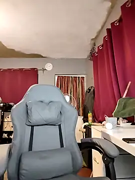 Carandrew online show from March 2026 04:07:02 AM